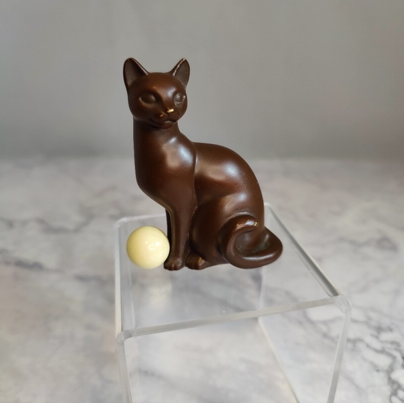 Franklin Mint Curio Cabinet Cat - Third Collection Art Deco brown metal w ball - Picture 1 of 7